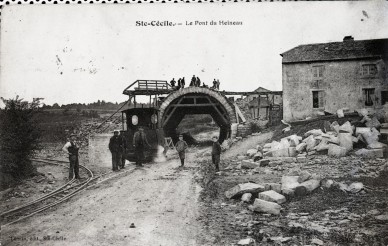 Ste-Cécile construction pont du Heinau.jpg